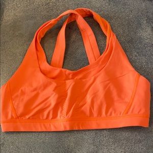 Lululemon sports bra